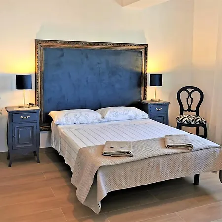 Bella Vista Solo Familias 아파트