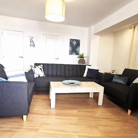Bella Vista Solo Familias Gandia